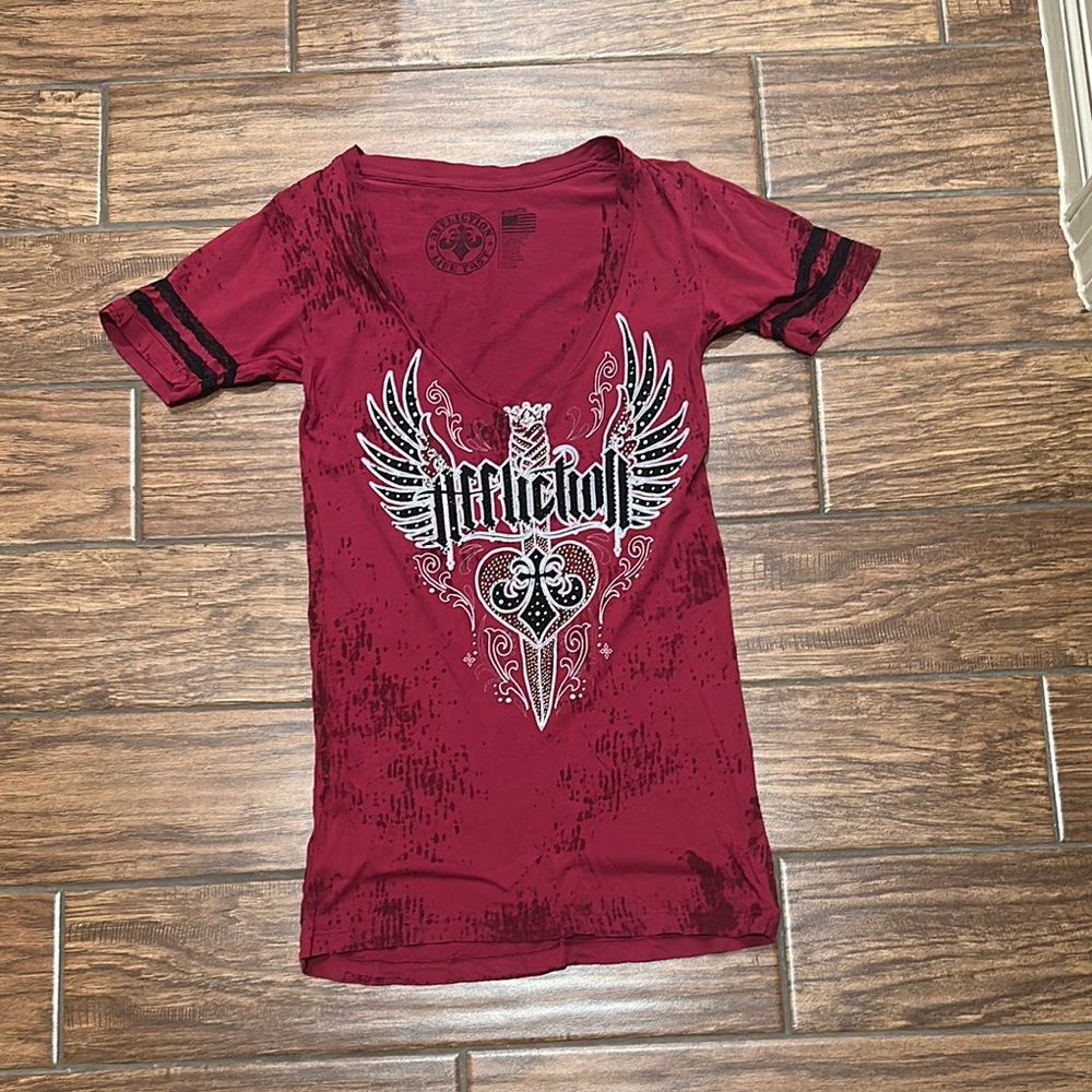 Affliction Red Graphic T-Shirt size medium